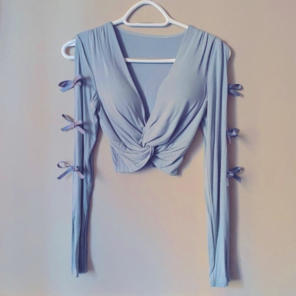 V neck Crop Top